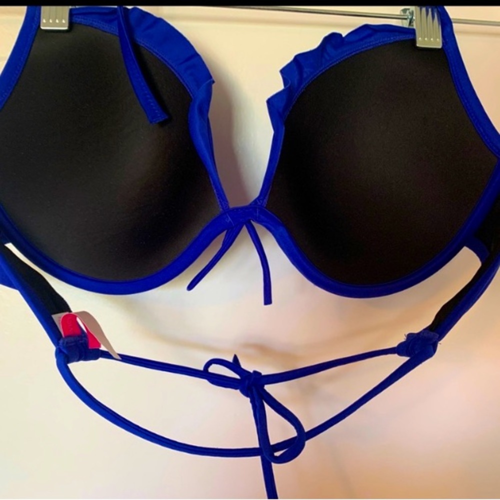🔥2/$30 Victoria’s Secret Push up Bikini top 🔝 - Picture 2 of 4